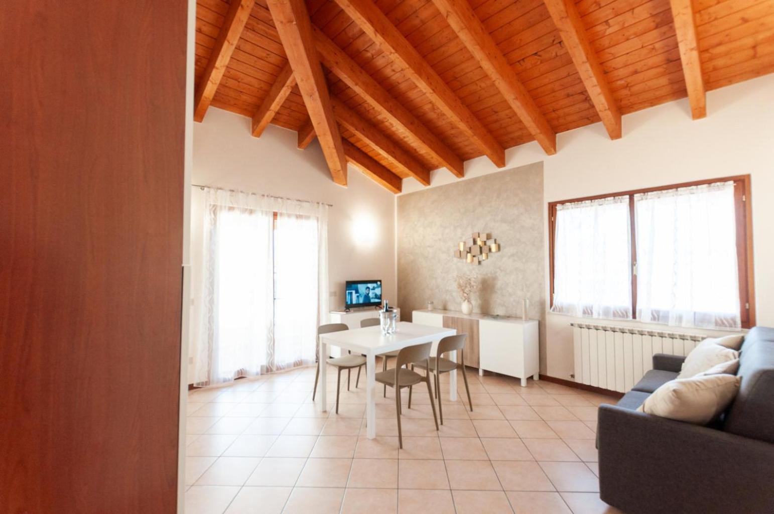 Dora'S Apartment Desenzano del Garda Exterior photo